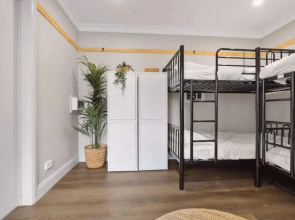 Flinders St. Boutique Hotel