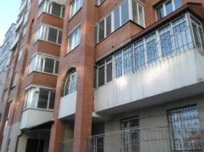 Elas Hotel