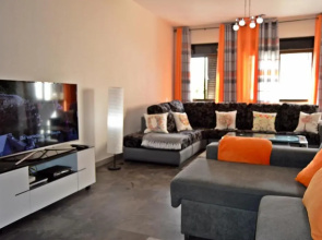 House in Funchal with panoramic view 2-6