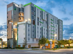 Wyndham Garden Miami International Airport
