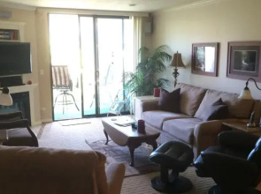 Oceanside Beach Condo