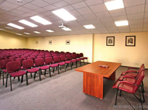 Optima Дворжец Львов