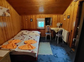 Garden Etterem Kávézó és Panzió Tahitótfalú