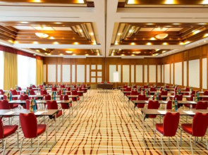 Отель The Q - Quadro City Hotel