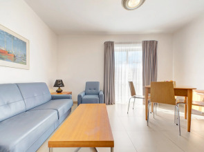 AX Sunny Coast Resort & Spa