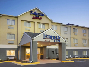 Dubuque Inn & Suites