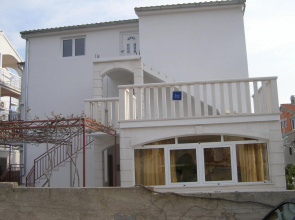 Marija - Free Parking - A1