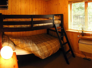 An Carraig Log Cabin
