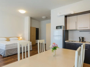 Studio Parusnaya 17