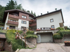Apartments Boè
