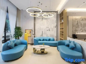 Huanman City Hotel (Sichuan University of Science & Engineering)