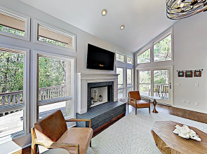 New Listing! Kiawah Island Estate Near Beach Park Home