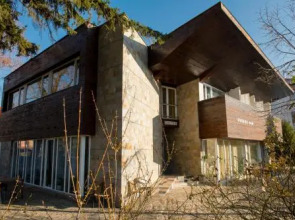 Forest Way Guest House