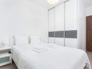 Self Check - in 24h near Tauron Arena Apartments by InPoint
