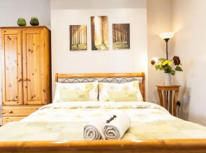 Inviting 1-bed Apartment in Dartford