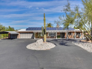 Walkable Studio w/ Patio in Tucson!