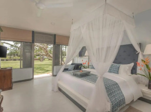 The Villa Bentota by KK Collection