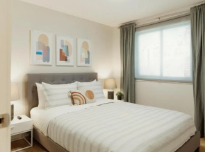 Modern, Luxurious Apartment near Downtown Ottawa