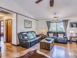 Mountain Home Near Yosemite w/ Well-being Retreat!