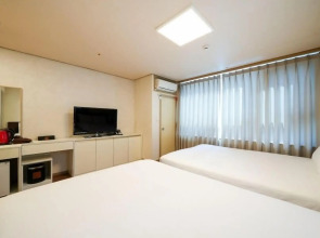 Hotel Aventree Yeouido