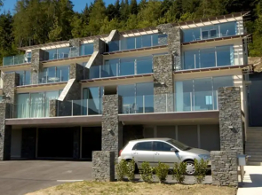 Luxury 4 Bedroom Villa in New Zealand, Queenstown Villa 1007