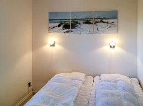 Cozy Holiday Home in Hemmet near Beach