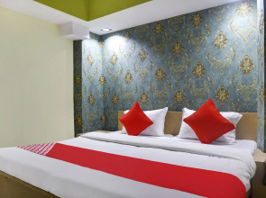 OYO 82217 Hotel Vishwa