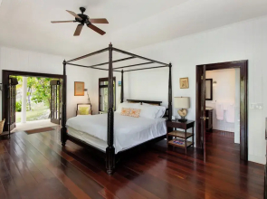 Pura Vida Paradise Luxury Tropical Villa