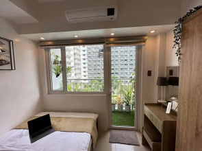Luxury Staycation at Prime Location Mall of Asia Shell Residences Pasay Tower C