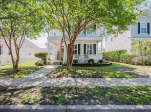 Saltee Cove Coastal Getaway - Charming 3 Bedroom/2.5 Bath Lowcountry Cottage