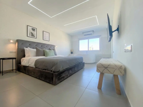 Phaedrus Living Plateia Suite Verde
