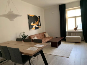 Freda Residence 2