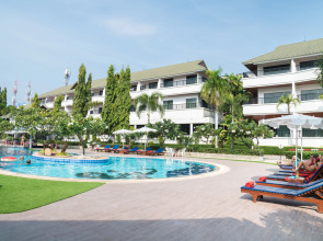 Grand Jomtien Palace Hotel