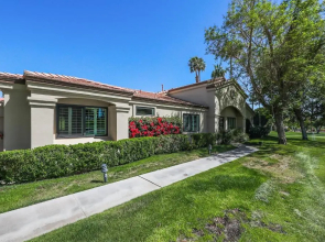 Palm Valley Full Access to Golf, Tennis, and Pickle Ball- Luxury 3 King Beds 3 Full Baths