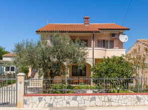 Apartment in Pula Near the Sea