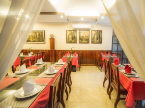 Reaksmey Chanreas Hotel