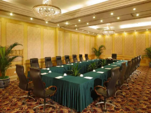 Shijiazhuang International Building Hotel