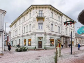 Old Town Apartment