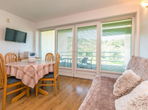 Amazing Apartment in Banj With Wifi and 2 Bedrooms