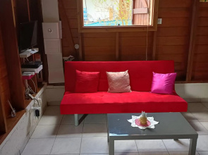 Bungalow d'une chambre avec vue sur la ville piscine partagee et jardin clos a Chateau Gaillard Le Moule a 7 km de la plage