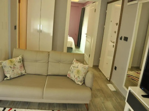 X Suite Apart