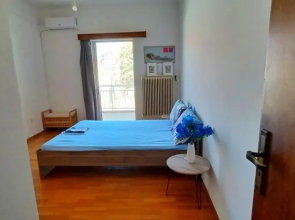 Falon's apartment room 1