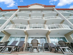 Montreal Beach Resort