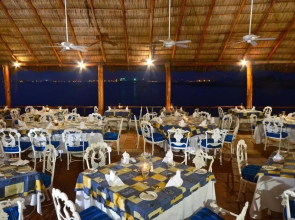 Puerto Las Hadas