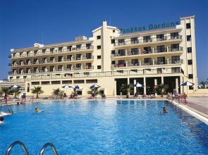 Tsokkos Gardens Hotel & Apartments
