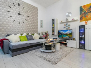 Grey Orchid Apartment - studio
