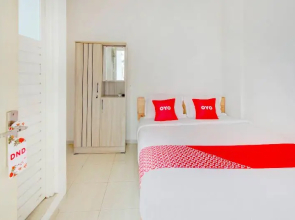 Jasmeen Family by OYO Rooms