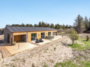 "Tino" - 950m from the sea in NW Jutland