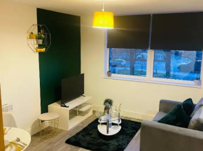 #0110 Lovely One bedroom apartment - Free parking