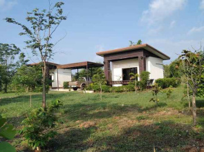 Benjamas Resort